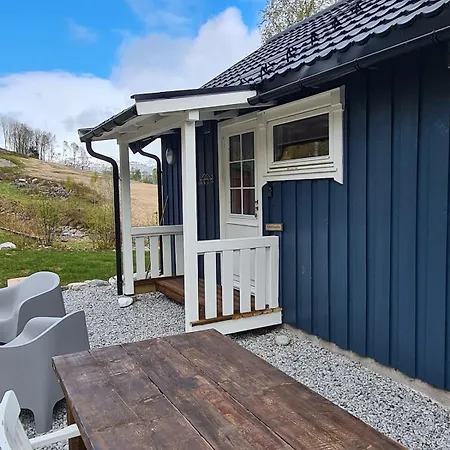 Nordfjordcabins Blue Дом отдыха Utvik