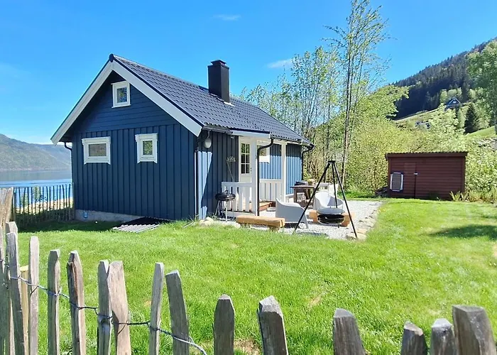 Nordfjordcabins Blue *