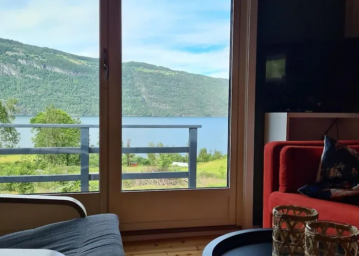 Feriehus Nordfjordcabins Blue *
